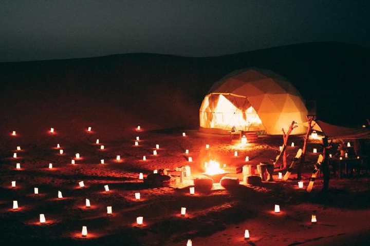 Viajes mil estrellas en el desierto de Marruecos